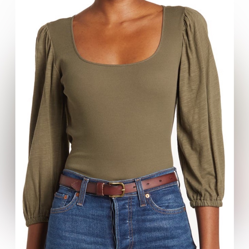 NWT Sanctuary Catch the Sun Tee Size S Knit Top